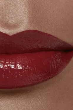 Discount DER GLÄNZENDE FLUID-LIPPENSTIFT MIT LANGEM HALT Liquid Lipstick