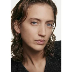 Discount FOUNDATION MIT WEICHZEICHNEREFFEKT. SAMTIG-MATTES FINISH. Make-Up