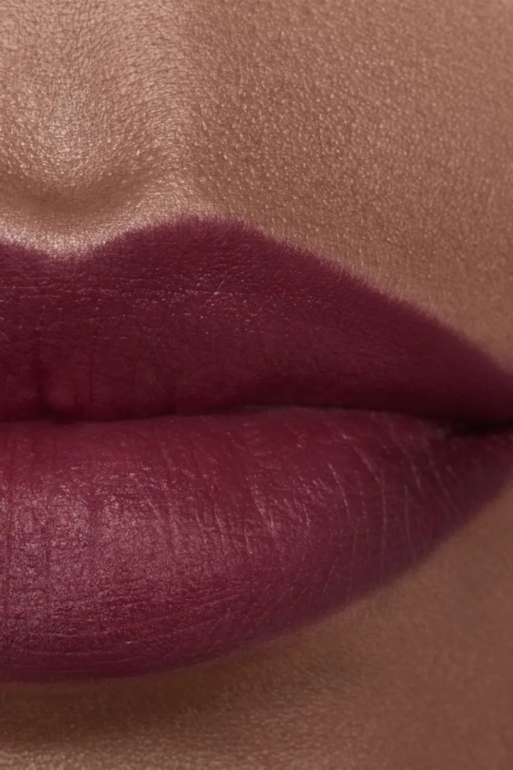 Outlet MATTIERENDER LIPPENSTIFT MIT HOHER FARBINTENSITÄT Lippenstifte